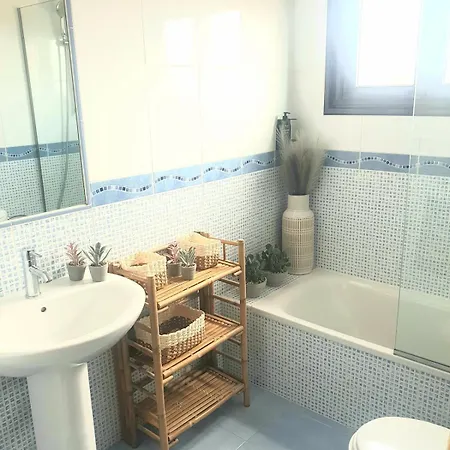 Dom wakacyjny Wind Sheltered, Big Chill Out,3 Rooms,2 Bath Majanicho