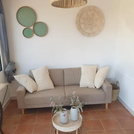 Wind Sheltered, Big Chill Out,3 Rooms,2 Bath Дом отдыха Majanicho