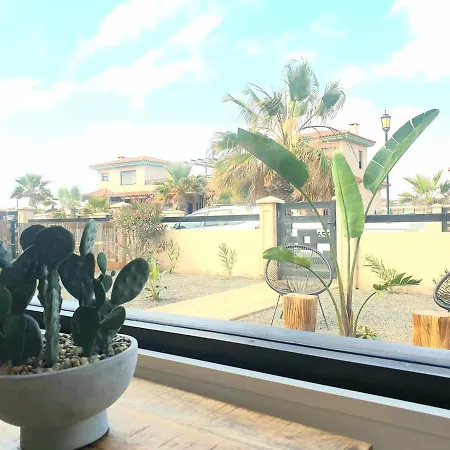 Dom wakacyjny Wind Sheltered, Big Chill Out,3 Rooms,2 Bath Majanicho