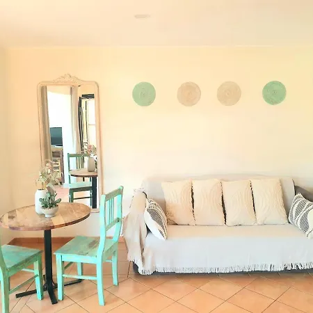 بيت للعطل Wind Sheltered, Big Chill Out,3 Rooms,2 Bath Majanicho