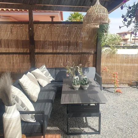 Dom wakacyjny Wind Sheltered, Big Chill Out,3 Rooms,2 Bath Majanicho
